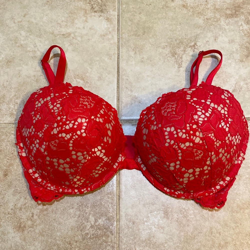 ⭐️BOGO⭐️ VS Very Sexy Push-up Bra 32DD red lace